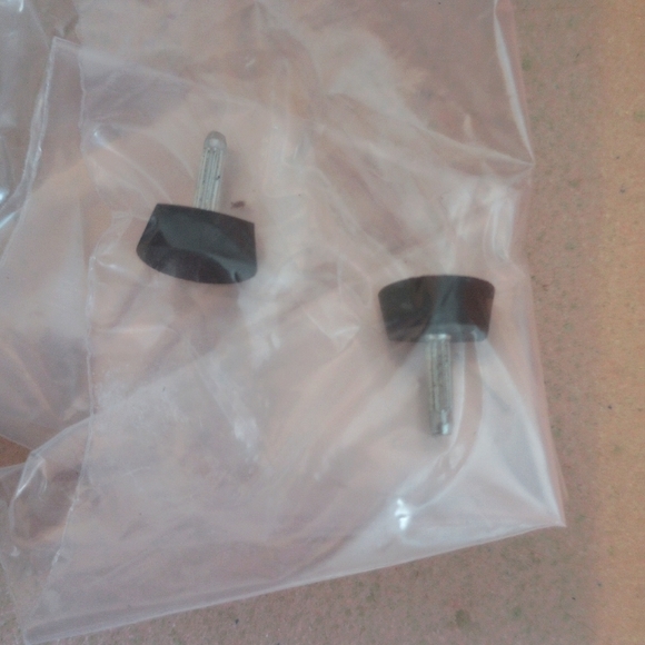 Shoes - Picture 4 of 4